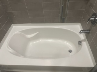 Move-out cleaning bathtub detail